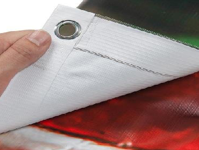 蒙自喷绘和刀刮布的工艺区别。